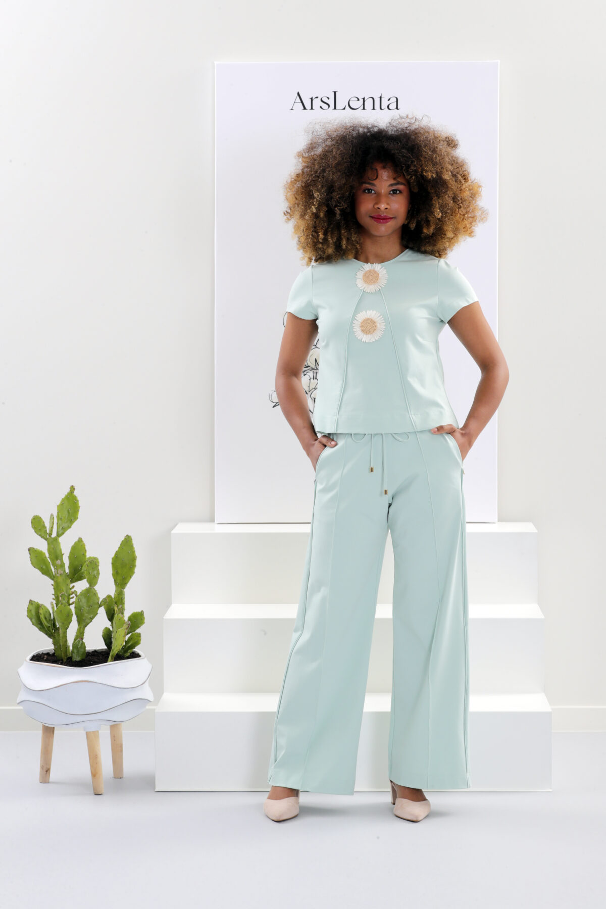 Requintada calça com vivos