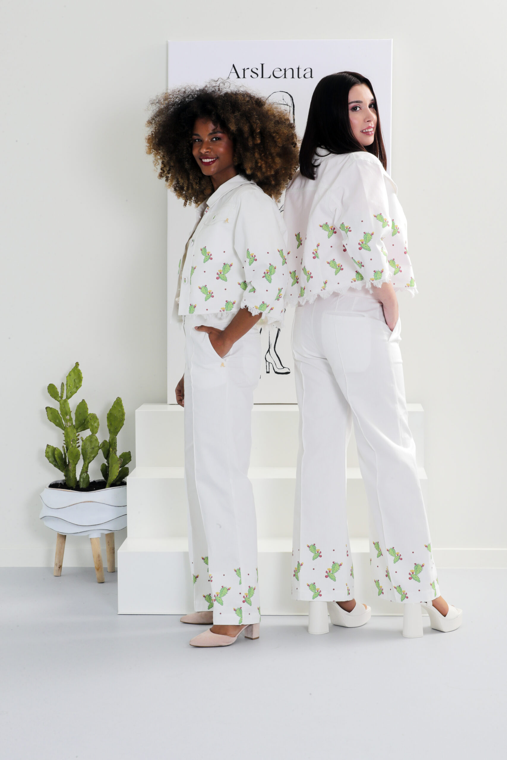 Blusão estampado com catos - Image 3