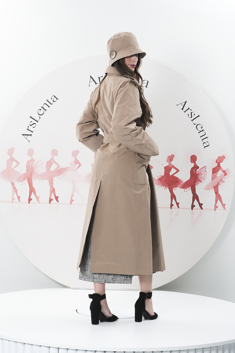 Gabardine longa com botões de côco, cinto e fivela forrada - Image 2