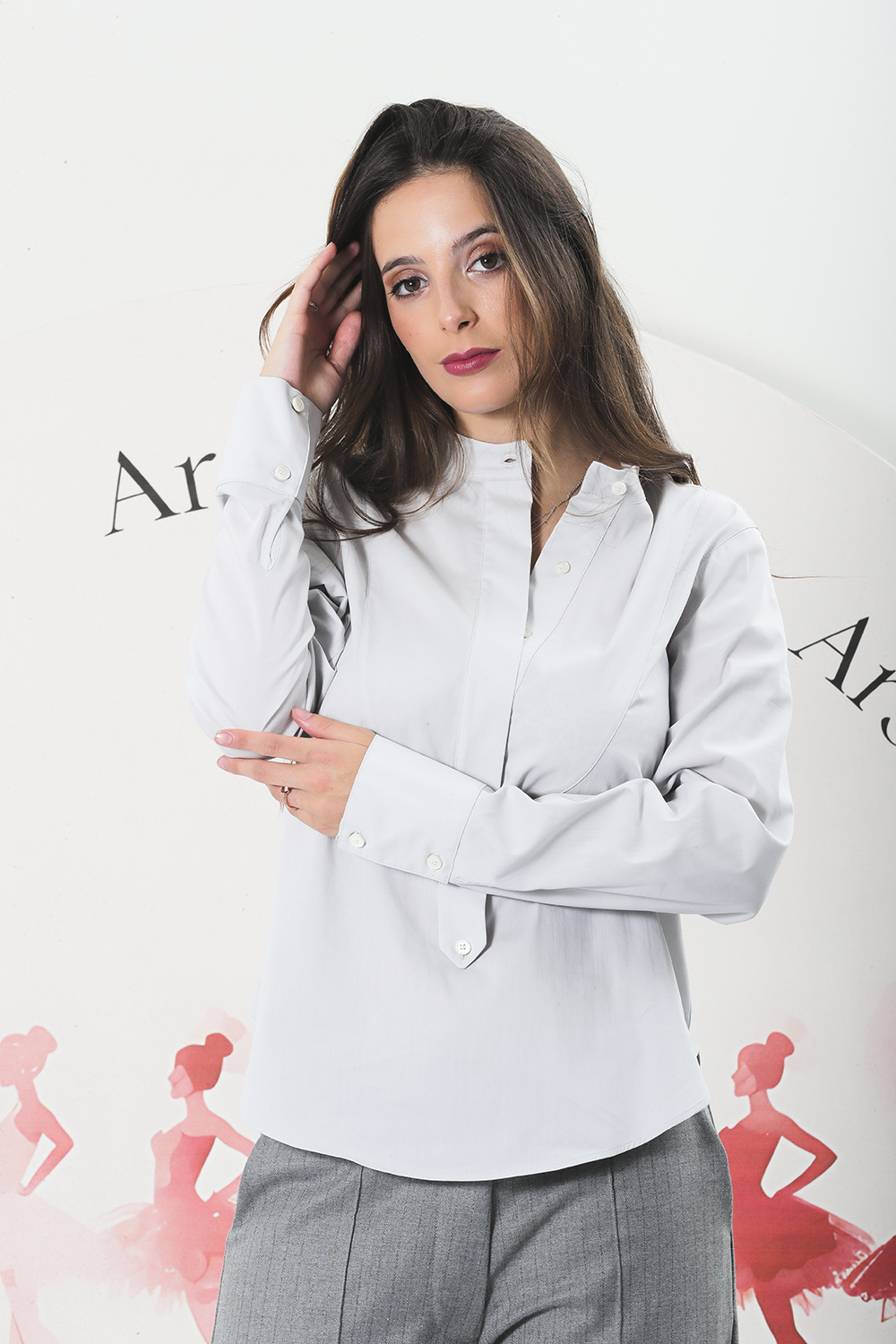 Requintada camisa com colarinho mandarim e botões de madrepérola - Image 2