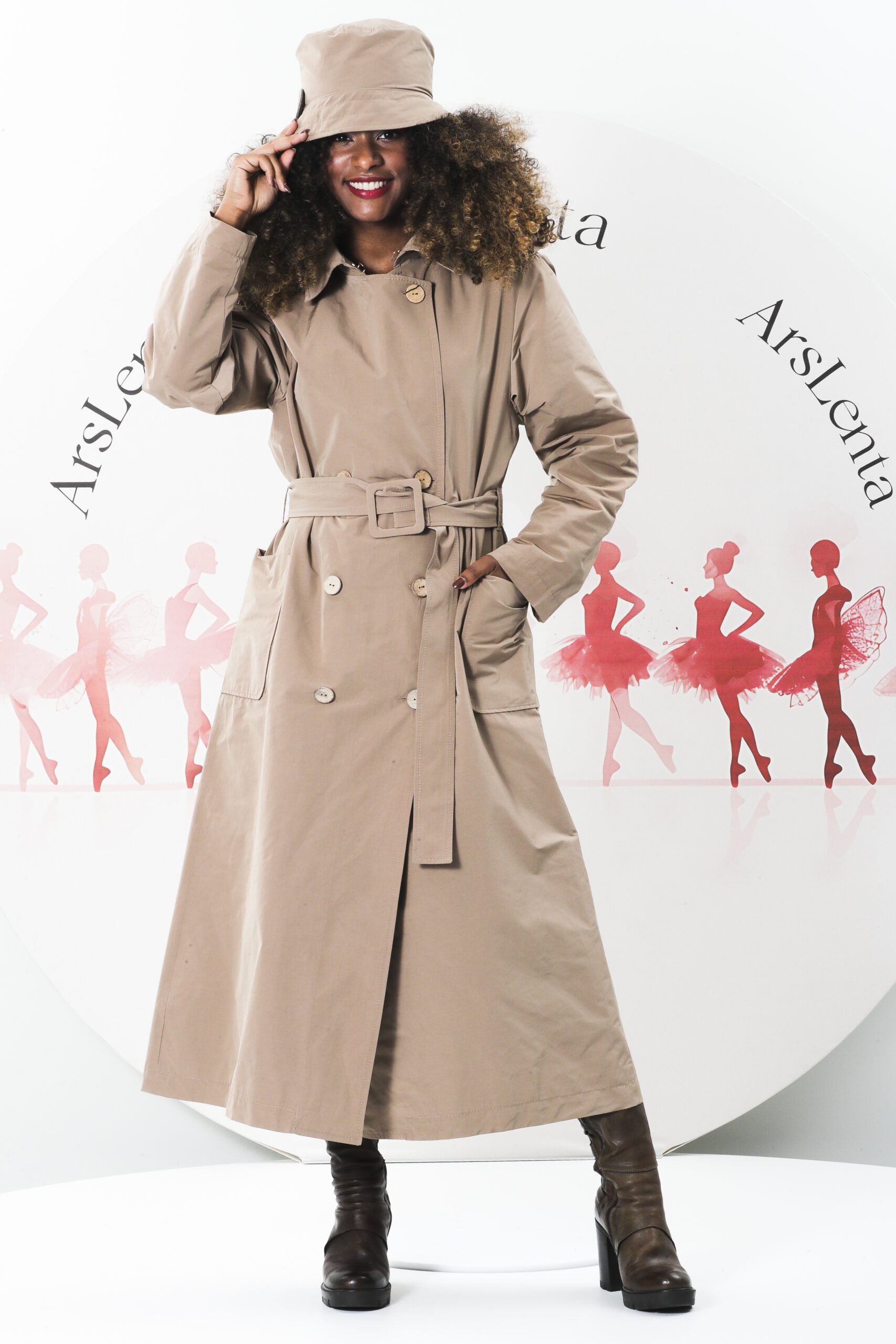 Gabardine longa com botões de côco, cinto e fivela forrada - Image 4